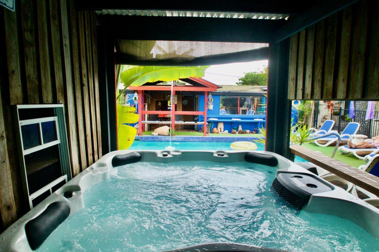 Hideaway Noosa Men Only Beach Resort Peregian Beach Exterior foto